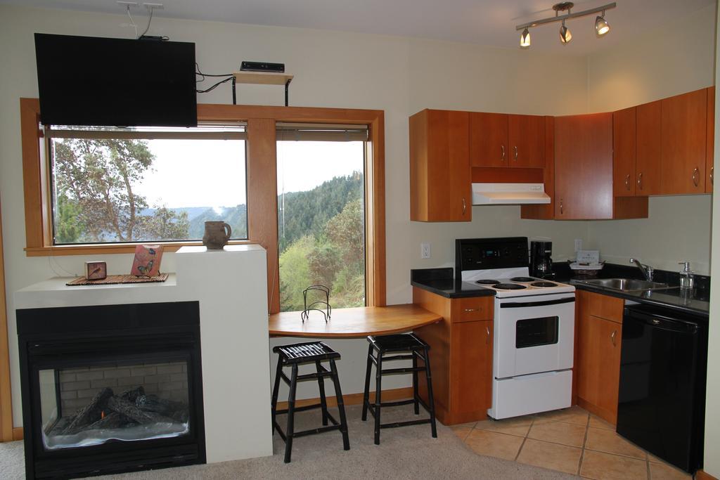 Moon Water Lodge Malahat Pokój zdjęcie