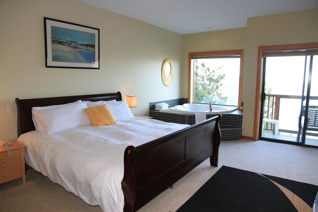 Moon Water Lodge Malahat Pokój zdjęcie
